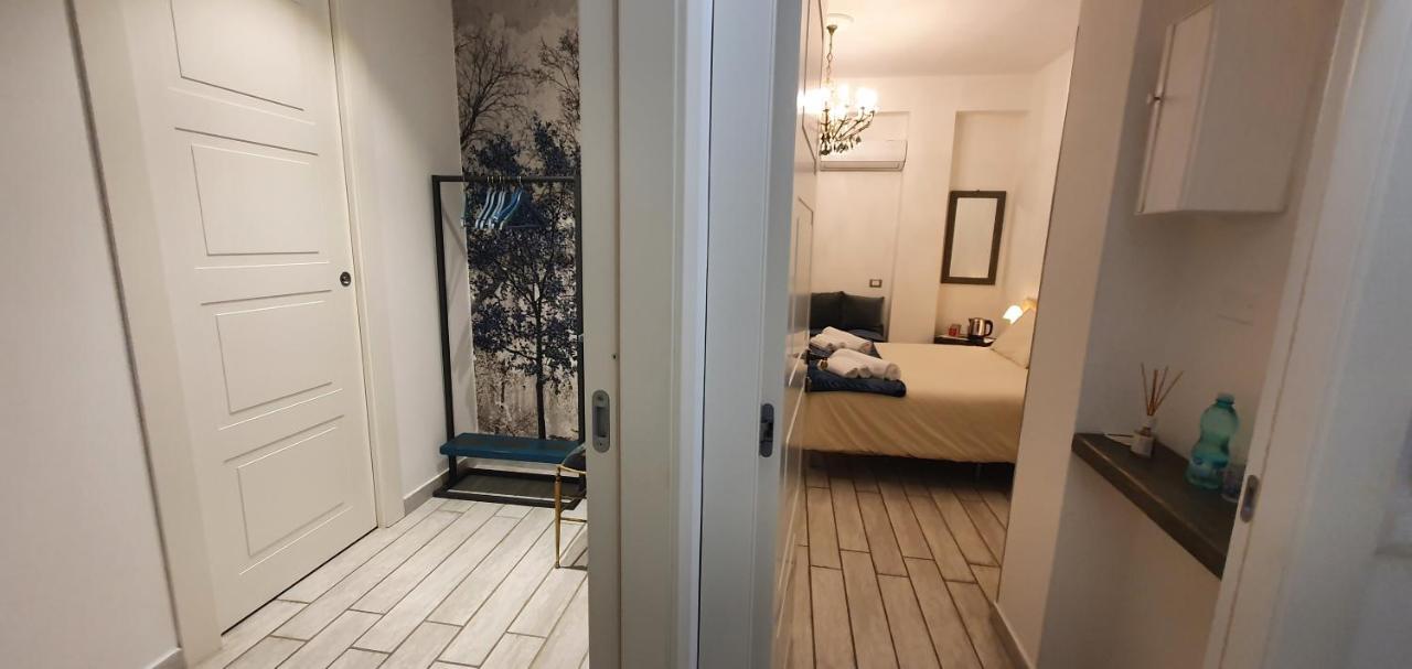Piazza Martiri Rooms Cagliari Esterno foto