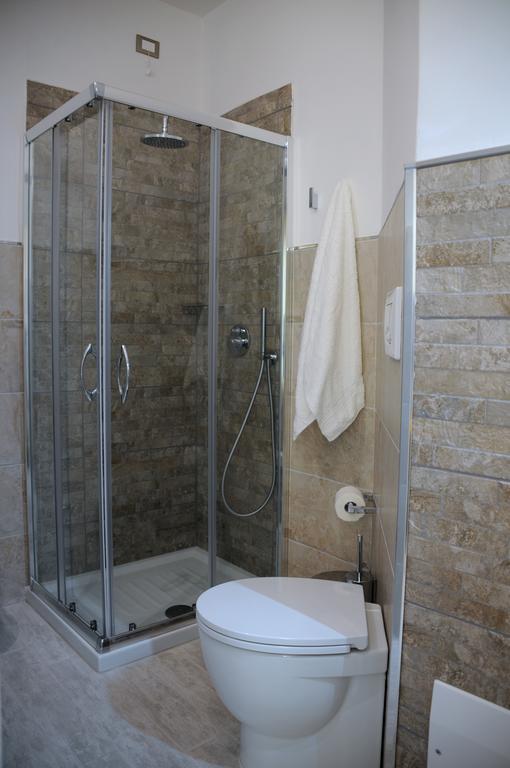 Piazza Martiri Rooms Cagliari Camera foto