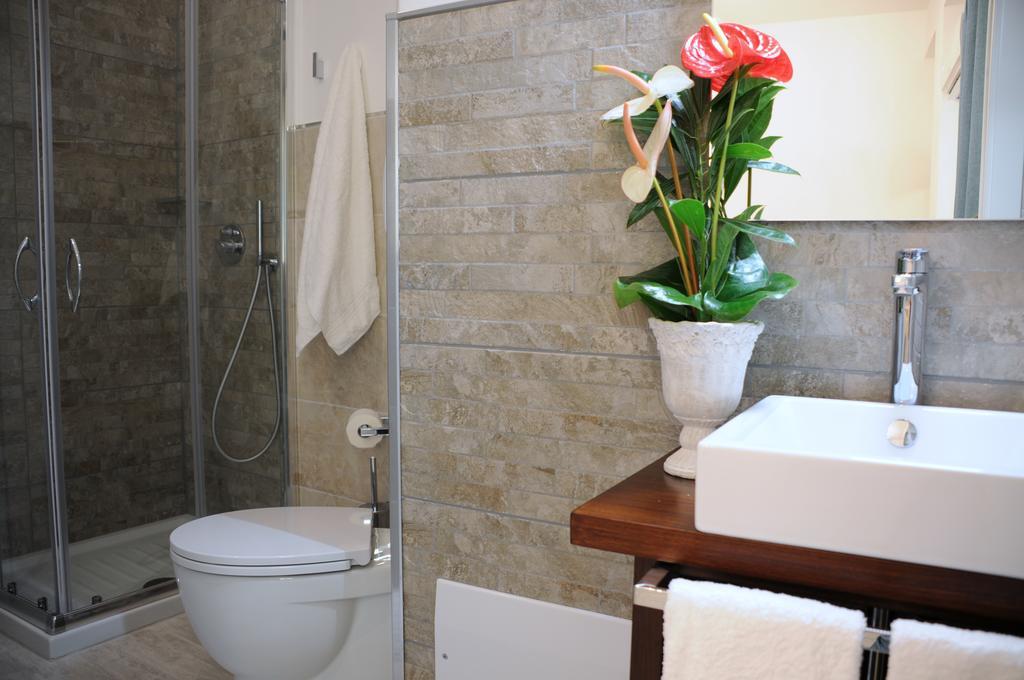 Piazza Martiri Rooms Cagliari Camera foto