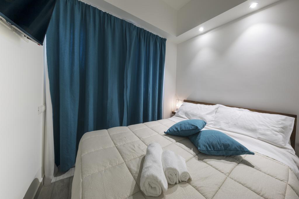 Piazza Martiri Rooms Cagliari Camera foto
